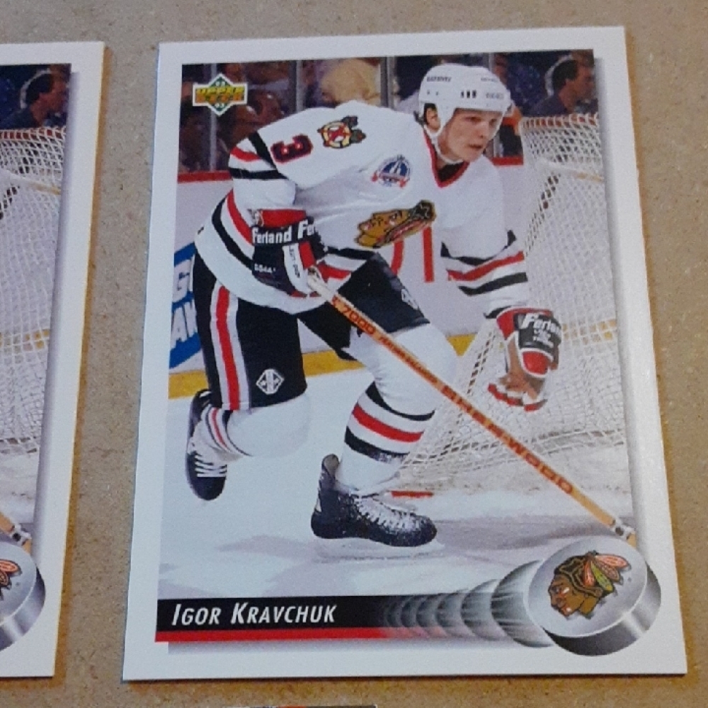 Igor Kravchuk Chicago Blackhawks NHL Hockey Trading Cards Set - Picture 5 of 12